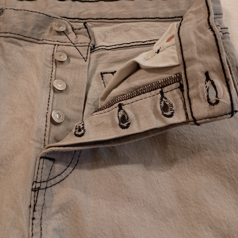 Levi's Men's 501 '93 Straight Leg Jeans 90's Vibes And Fit Button Fly Size 30X32 - Picture 7 of 13